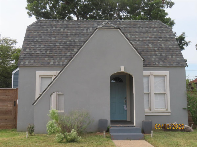 306 E Hughbert St, Unit 1/2