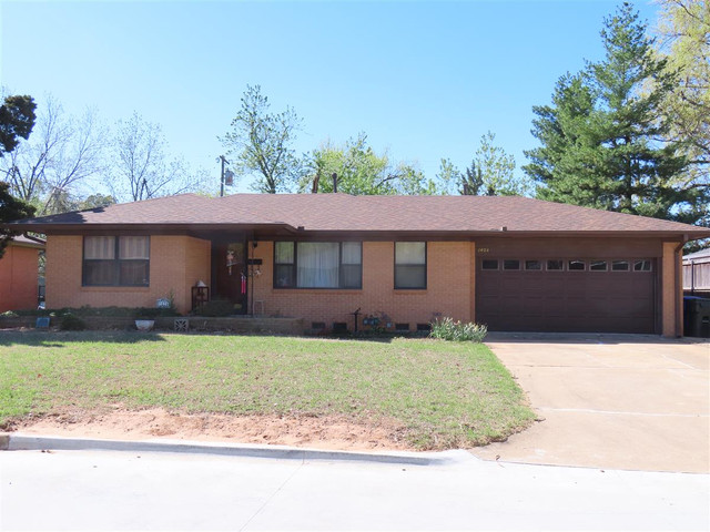 1424 Avondale Dr