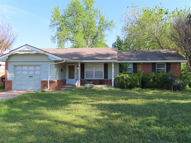 1711 Avondale Dr
