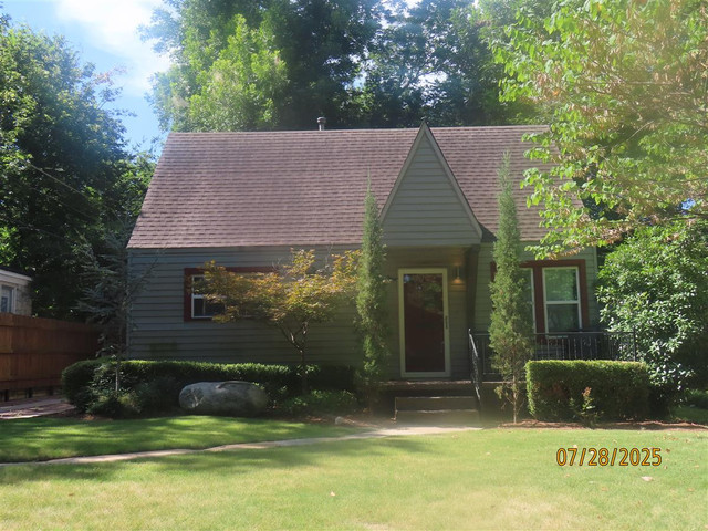 1004 Mcfarland St