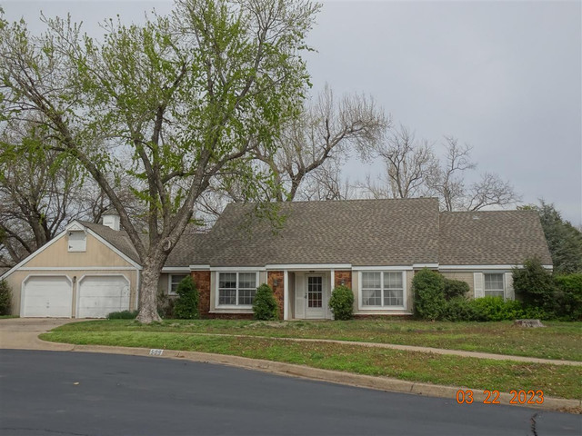 509 Evergreen Cir