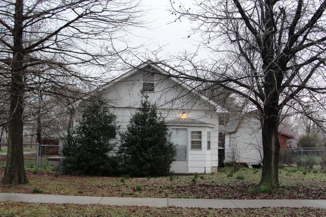 914 E Eufaula St