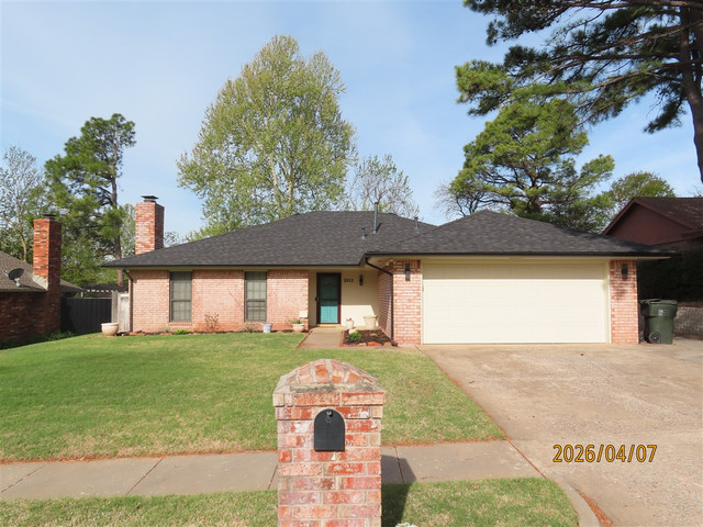 2812 Raintree Cir