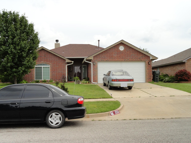 1013 Kenwood Dr