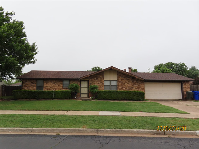 2010 Rising Hill Dr