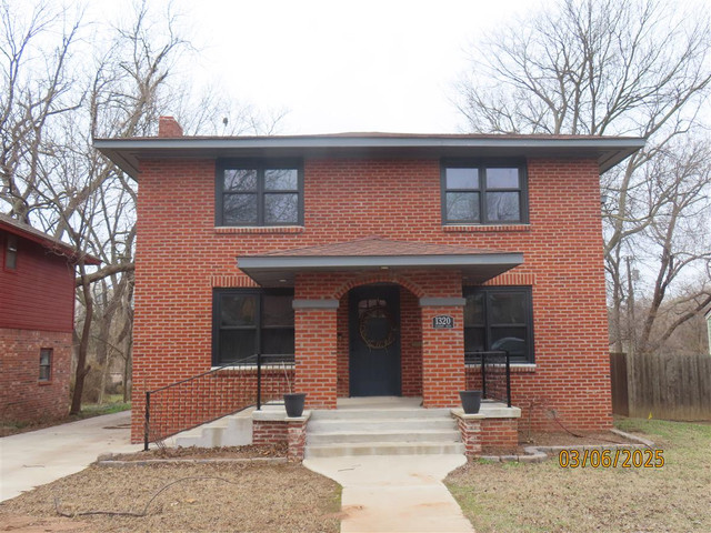 1320 Classen Blvd