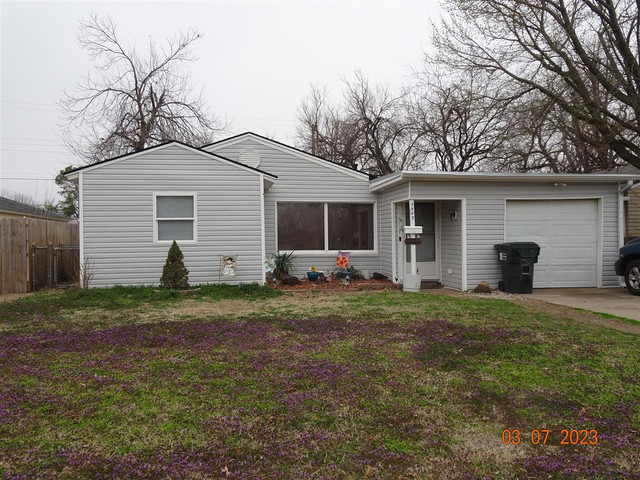 1502 Iowa St