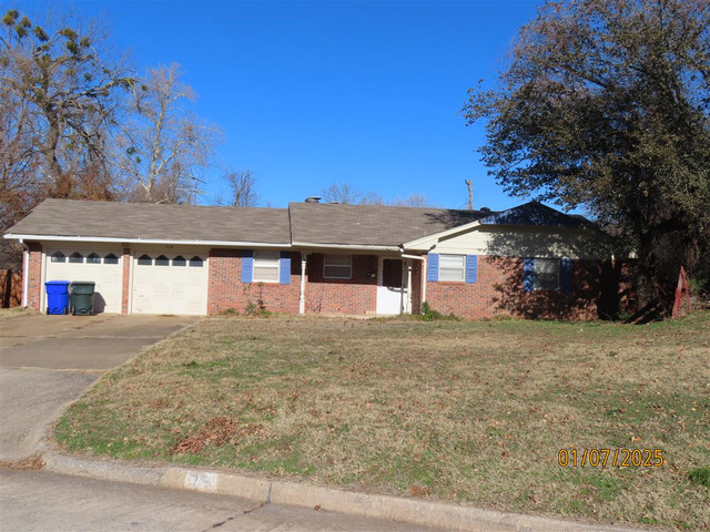 719 Normandie Dr