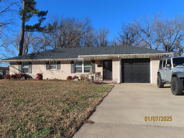 1626 Chautauqua Ave