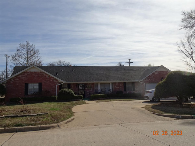 1802 Logan Dr