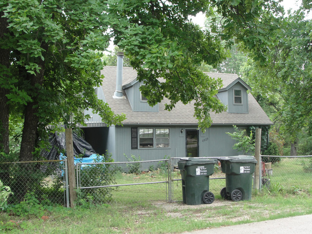 4923 Oakbrook Dr