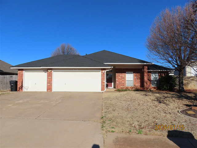 2613 East Hills Dr