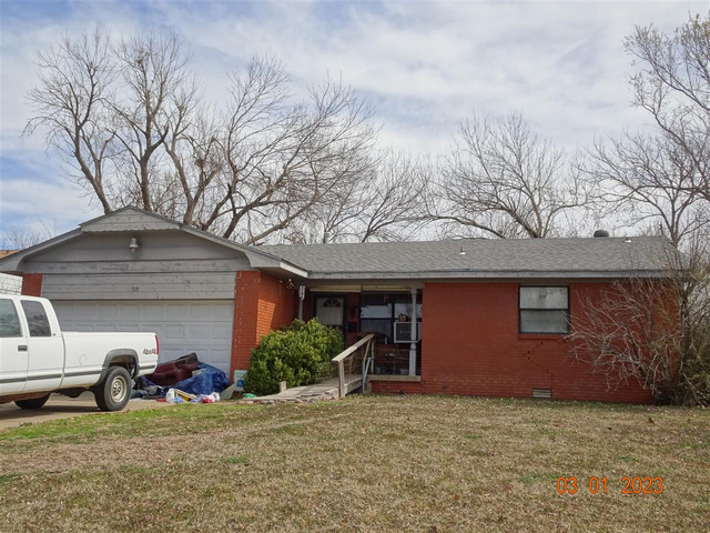 919 Canterbury Ave