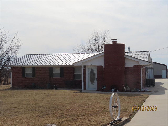 1610 Blue Lake Dr