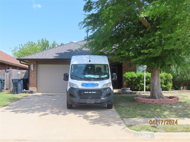 13104 Maple Leaf Dr