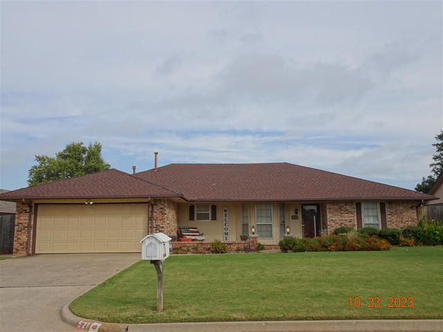 521 SW 102nd St