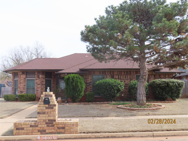 11800 Cedar Valley Dr