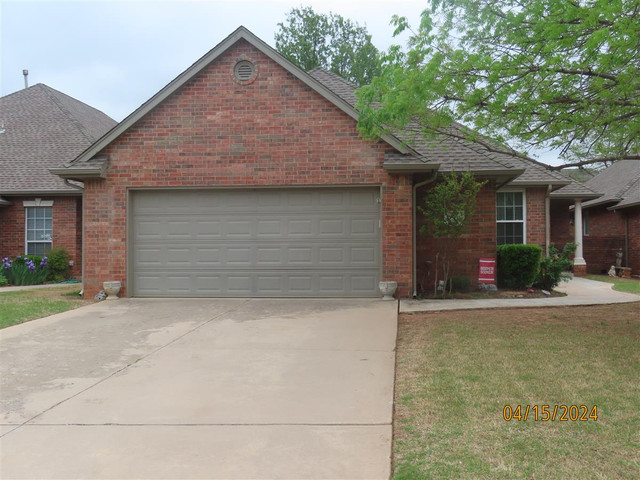 12504 Greenlea Chase  W