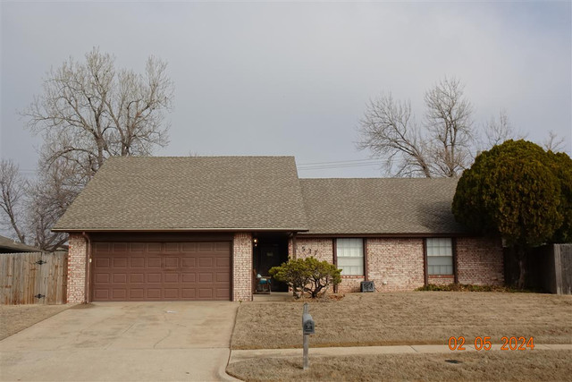 1537 Kingsgate Rd