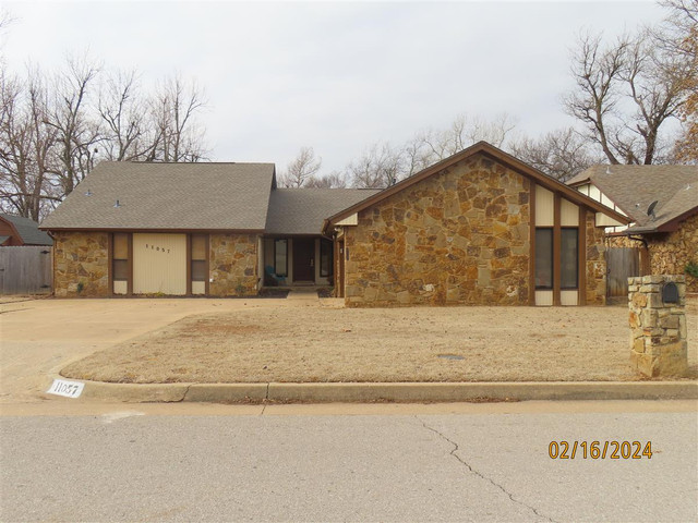11057 W Country Dr