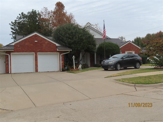 5 SW 98th St