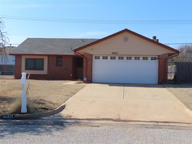 10215 Hillcrest Dr