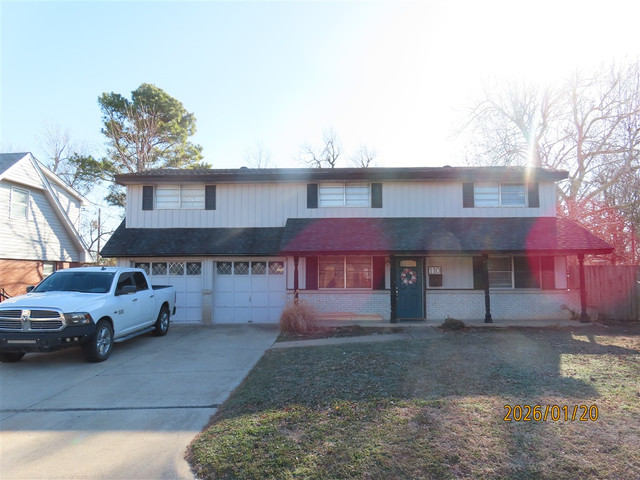 110 Bellaire Dr