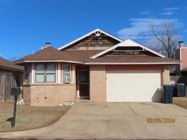 1041 SW 103rd Ter
