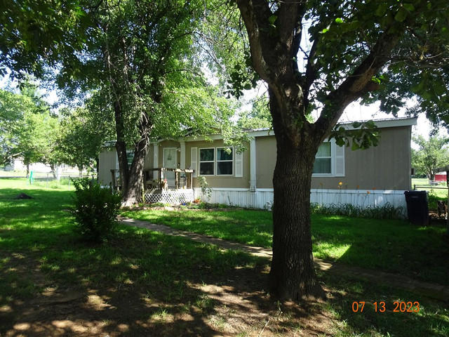 20401 Misty Glen Dr