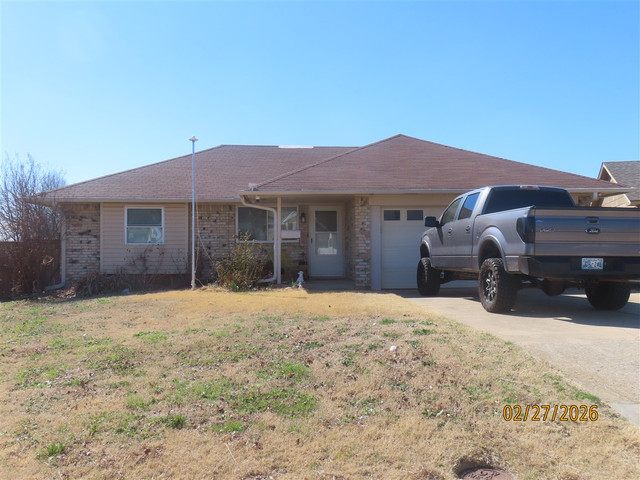 905 Highlander Dr