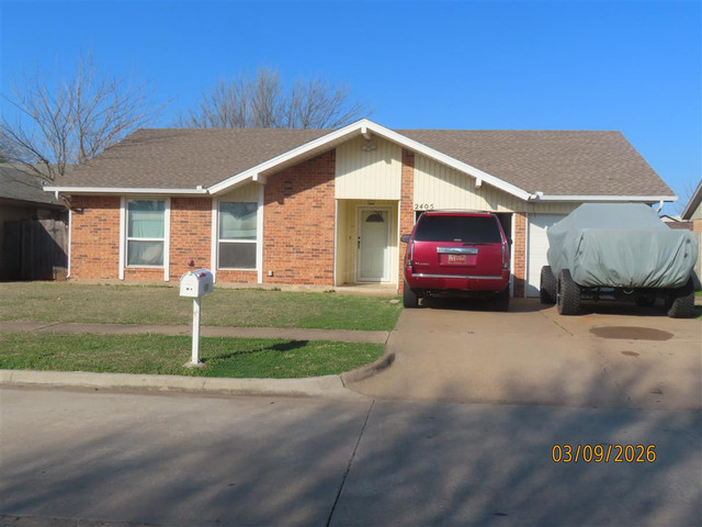 2405 Crystal Dr