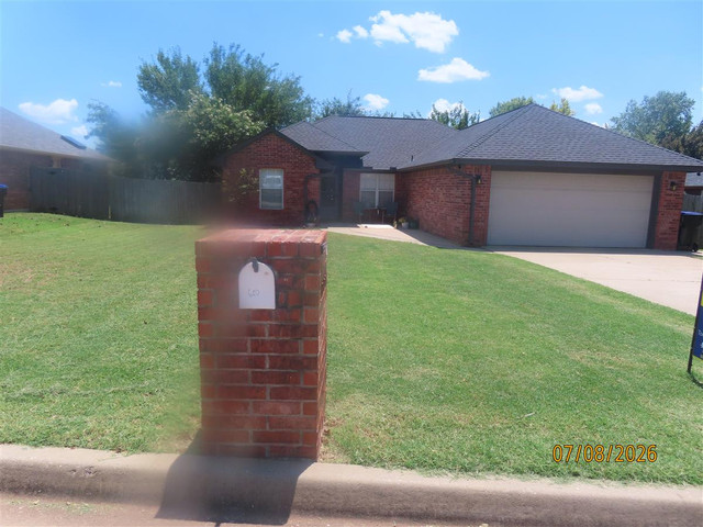620 Woodbriar