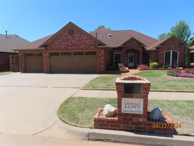 12509 Kingsgate Dr