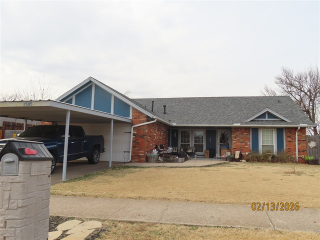 1505 Smoking Tree St