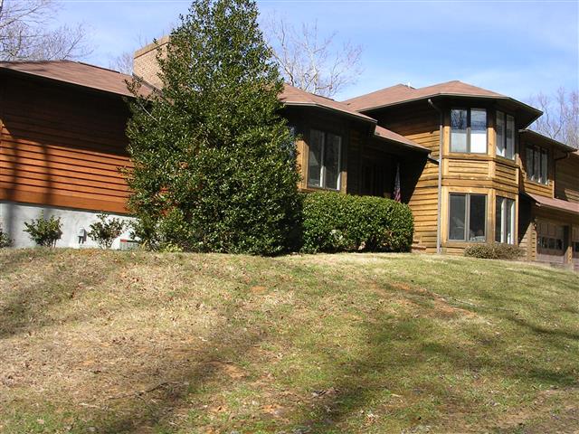 A picture of the property located at 65 SPRING HOLLOW LN, FAIRVIEW NC 28730.