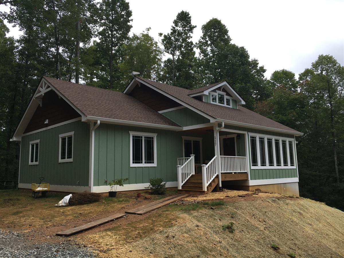 A picture of the property located at 117 OLD WAGON TRL, FAIRVIEW NC 28730.
