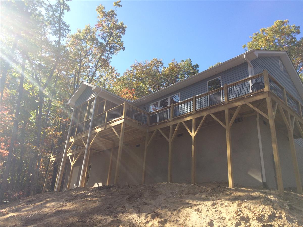 A picture of the property located at 1022 GARREN CREEK RD, FAIRVIEW NC 28730.
