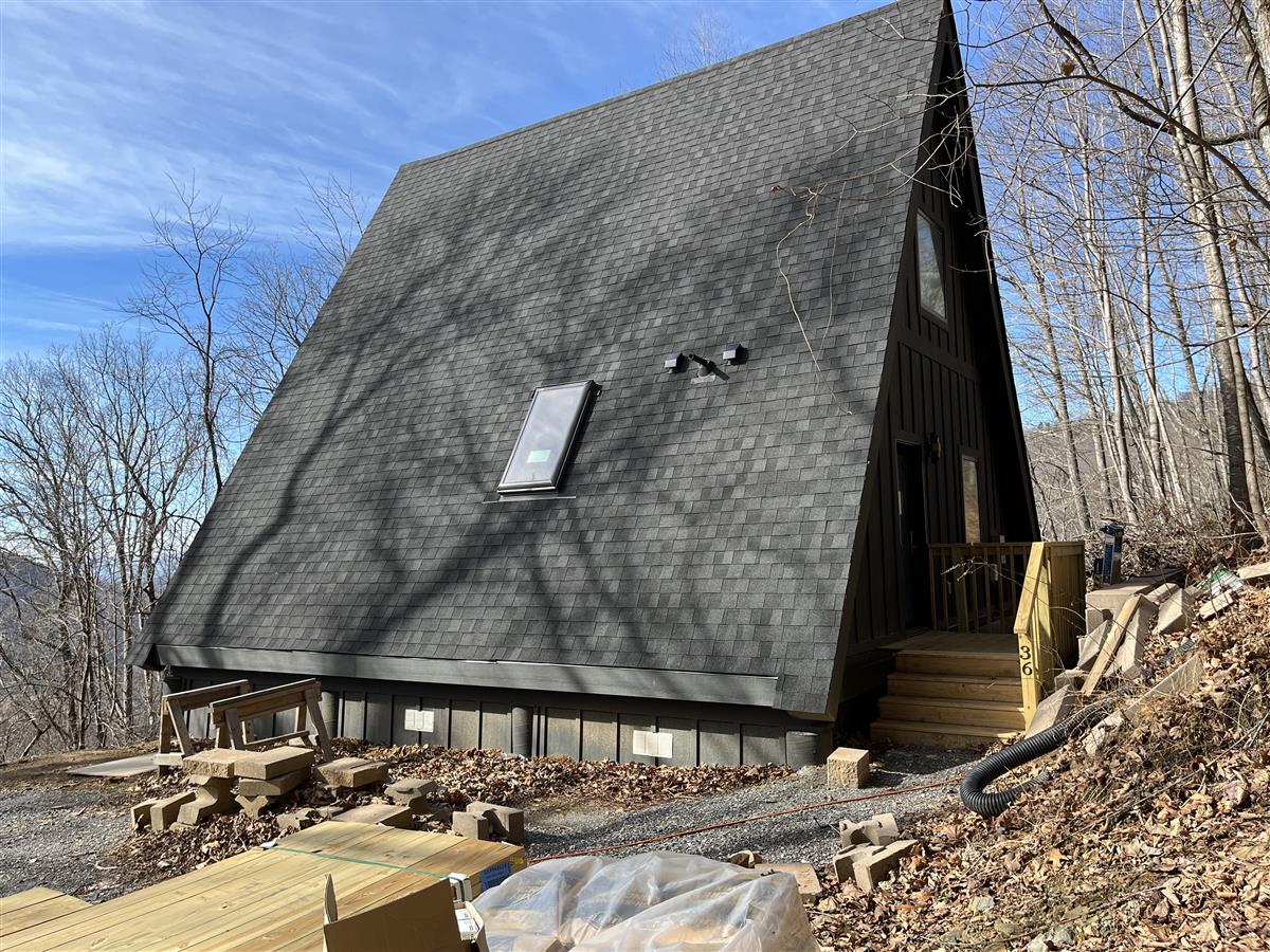 A picture of the property located at 36 ELK TRL, FAIRVIEW NC 28730.