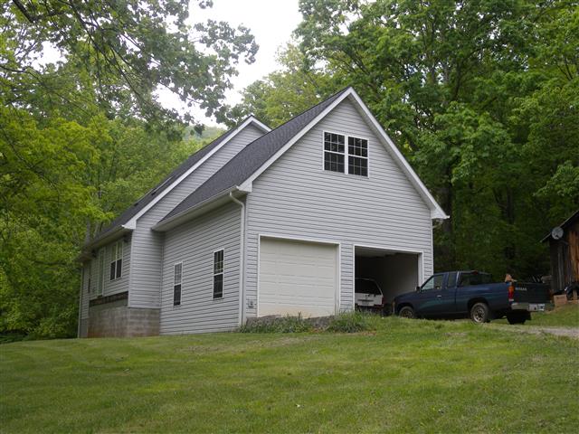 A picture of the property located at 37 MORNING GLORY LN, FAIRVIEW NC 28730.