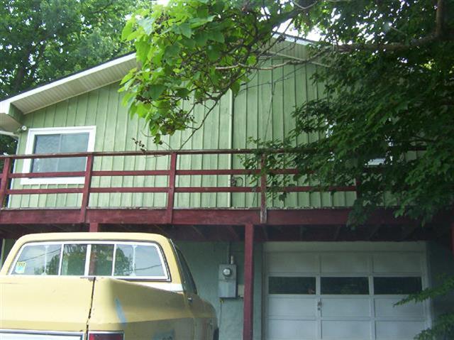 A picture of the property located at 318 BOWTIE LN, SWANNANOA NC 28778.