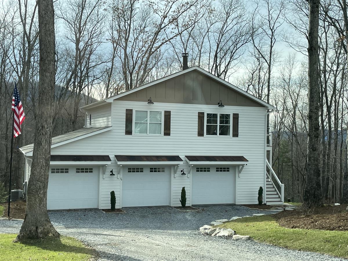 A picture of the property located at 24 WOODSEY LN, SWANNANOA NC 28778.