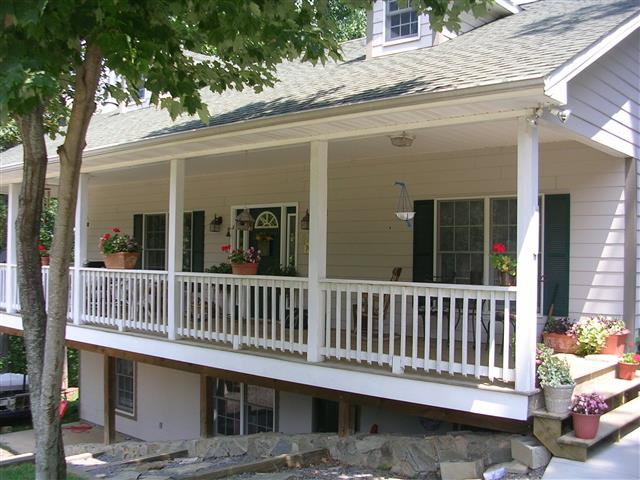 A picture of the property located at 9 WOODSEY LN, SWANNANOA NC 28778.