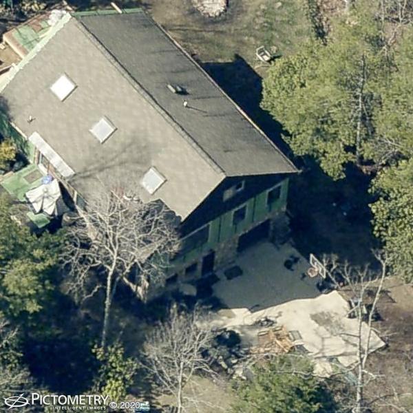 A picture of the property located at 75 MANEY LN, BLACK MOUNTAIN NC 28711.