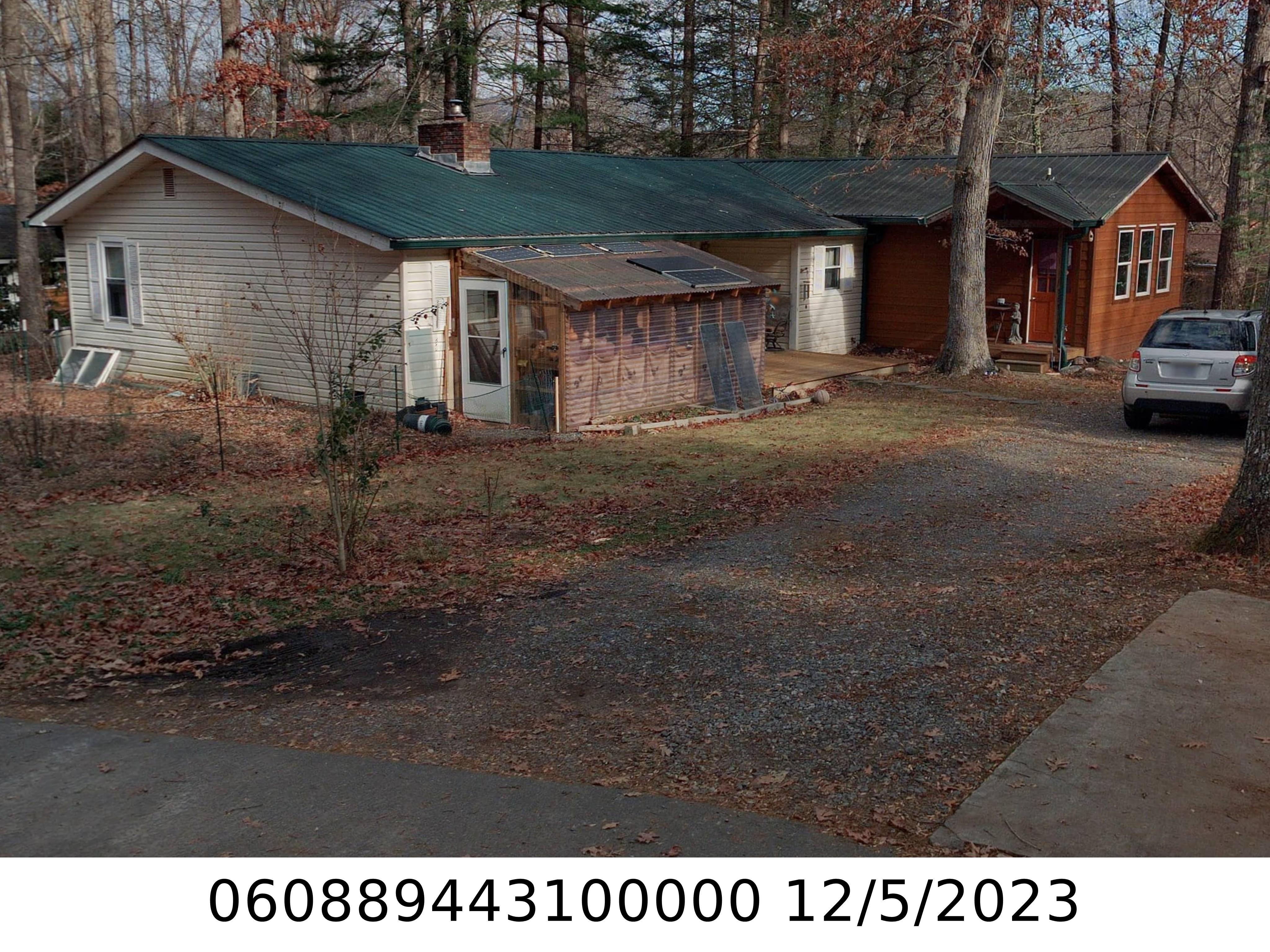 A picture of the property located at 60 LAUREL LN, BLACK MOUNTAIN NC 28711.