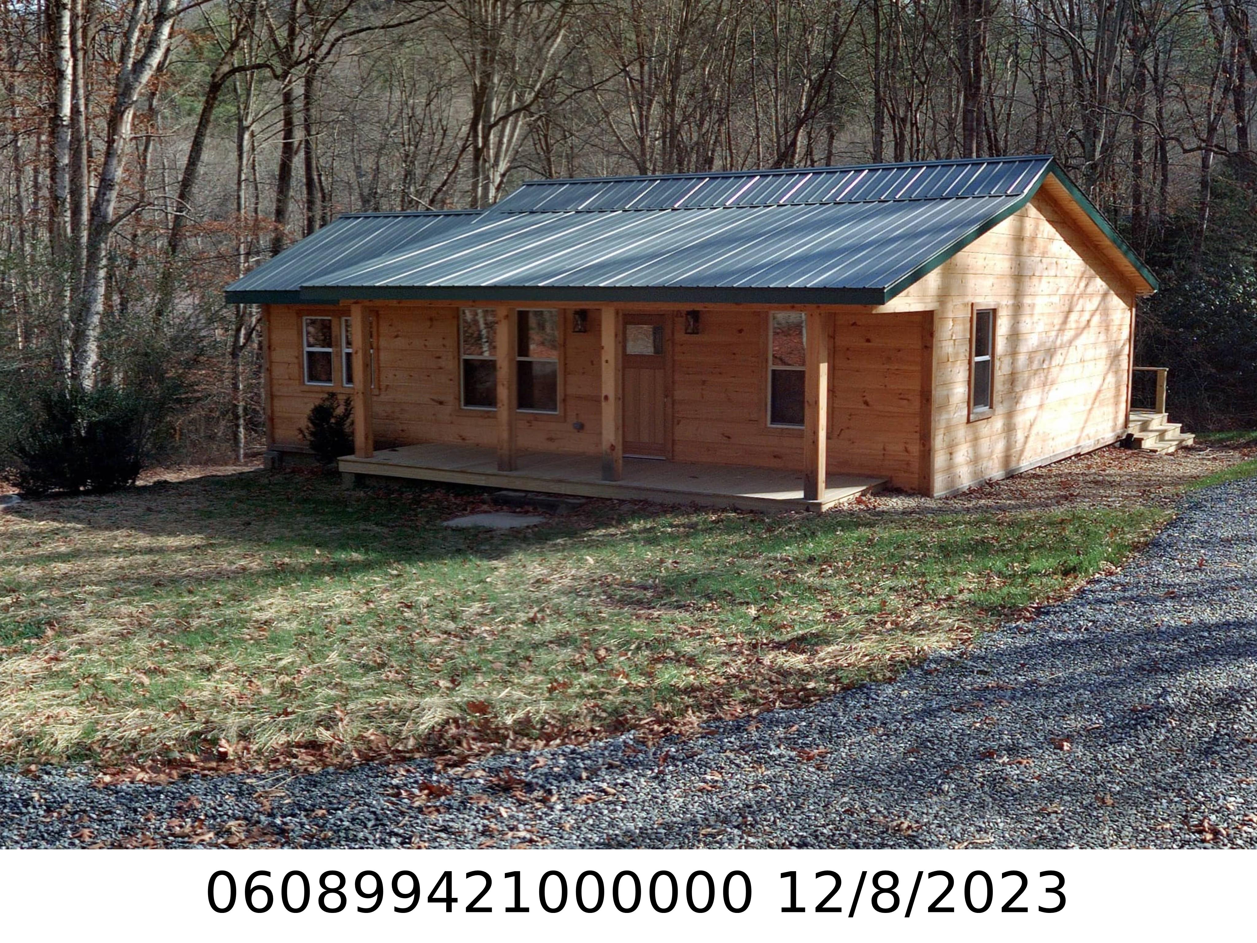 A picture of the property located at 44 HIGH TOP COLONY RD, BLACK MOUNTAIN NC 28711.