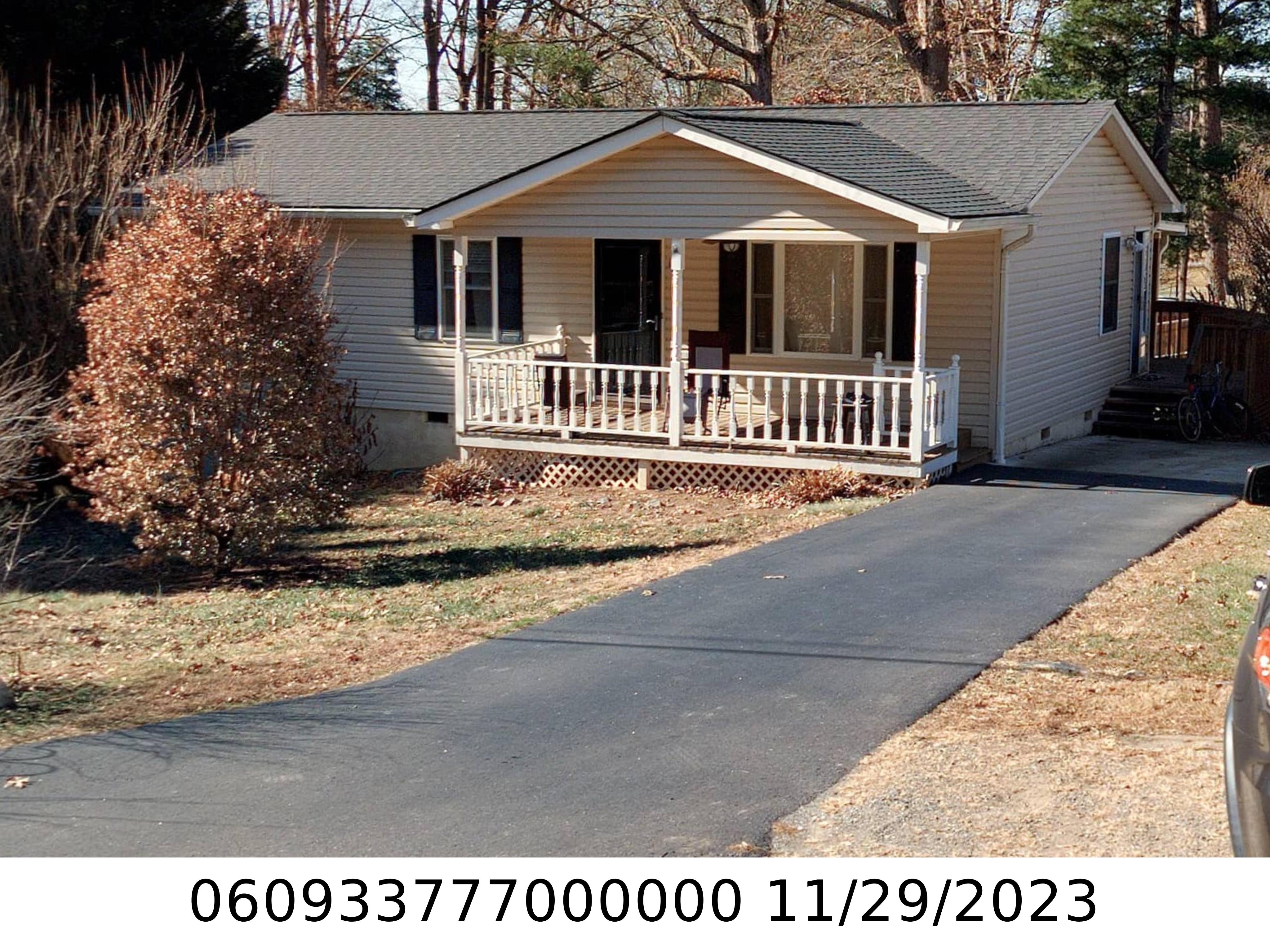A picture of the property located at 103 OAKEN HILL PL, BLACK MOUNTAIN NC 28711.