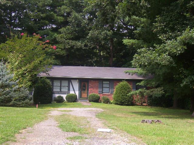 A picture of the property located at 109 TABERNACLE RD, BLACK MOUNTAIN NC 28711.
