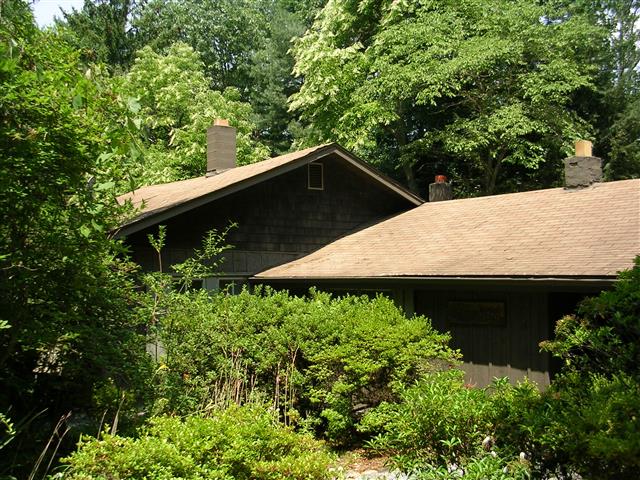 A picture of the property located at 104 W GREENBRIAR RD, BLACK MOUNTAIN NC 28711.