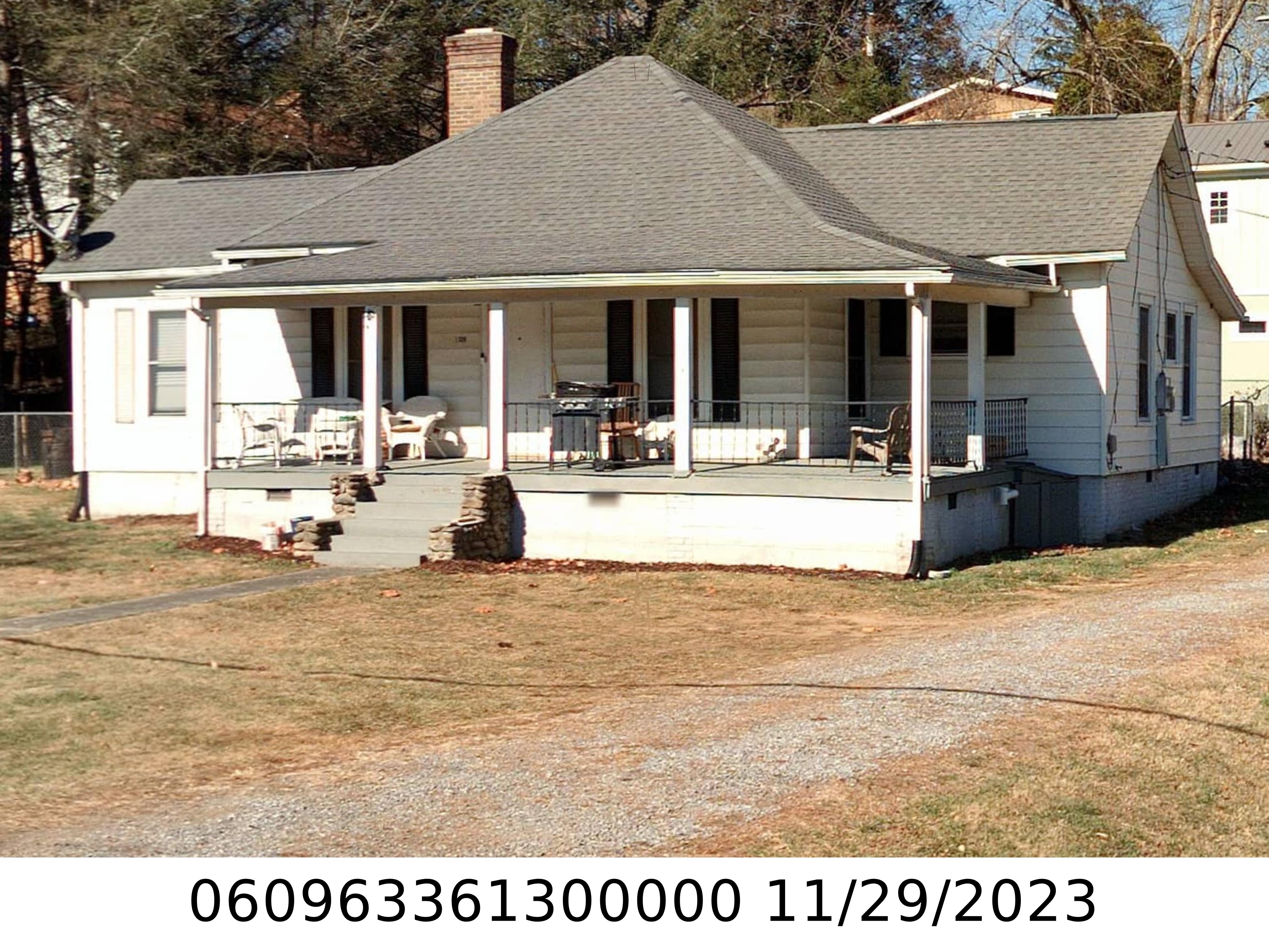 A picture of the property located at 1106 OLD US 70 HWY, BLACK MOUNTAIN NC 28711.