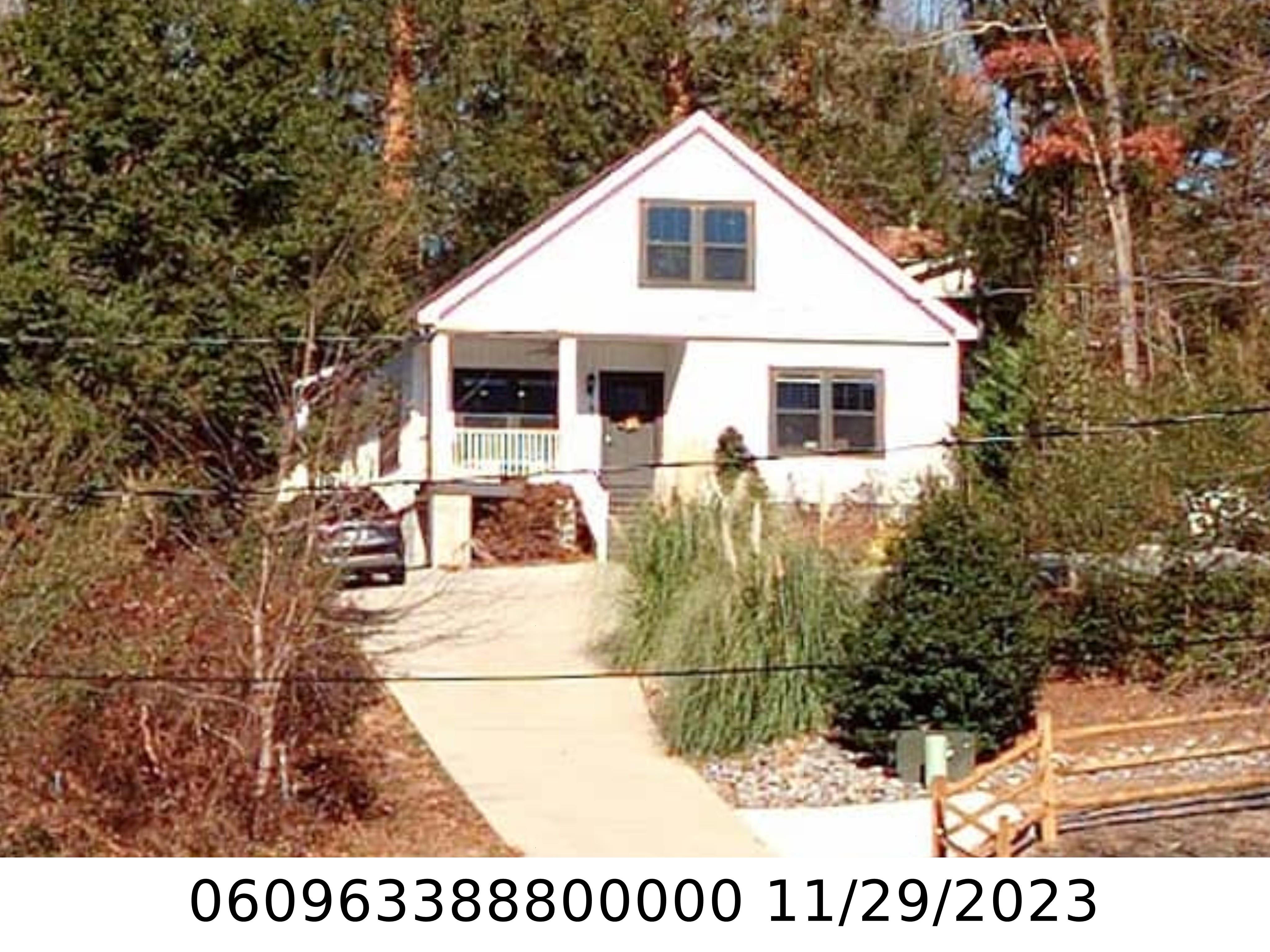 A picture of the property located at 111 JOY RIDGE DR, BLACK MOUNTAIN NC 28711.